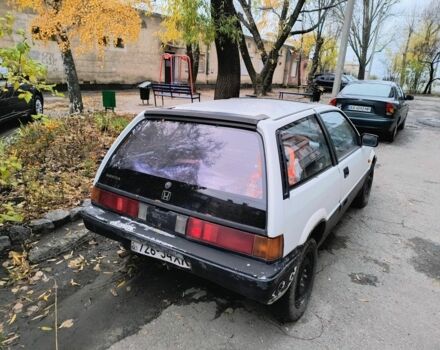 Белый Хонда Цивик, объемом двигателя 1.3 л и пробегом 300 тыс. км за 619 $, фото 1 на Automoto.ua