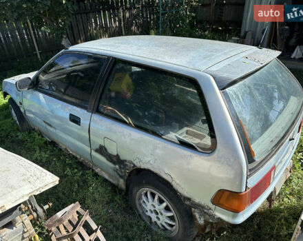 Белый Хонда Цивик, объемом двигателя 1.3 л и пробегом 200 тыс. км за 500 $, фото 3 на Automoto.ua