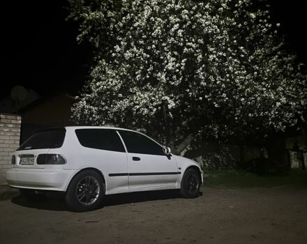 Білий Хонда Сівік, об'ємом двигуна 1.5 л та пробігом 70 тис. км за 4000 $, фото 12 на Automoto.ua