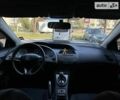Белый Хонда Цивик, объемом двигателя 1.3 л и пробегом 227 тыс. км за 7000 $, фото 6 на Automoto.ua