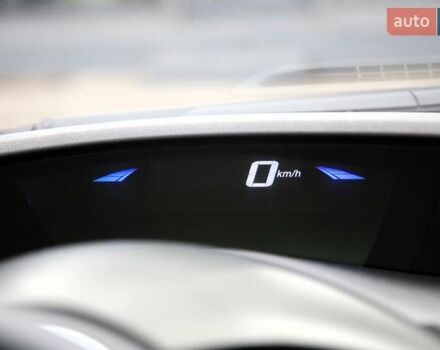 Белый Хонда Цивик, объемом двигателя 1.8 л и пробегом 155 тыс. км за 10999 $, фото 14 на Automoto.ua