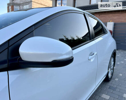 Білий Хонда Сівік, об'ємом двигуна 1.8 л та пробігом 28 тис. км за 15300 $, фото 17 на Automoto.ua