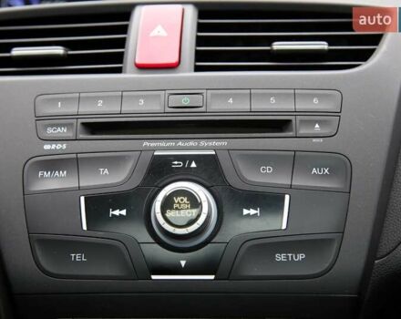 Белый Хонда Цивик, объемом двигателя 1.8 л и пробегом 155 тыс. км за 10999 $, фото 16 на Automoto.ua