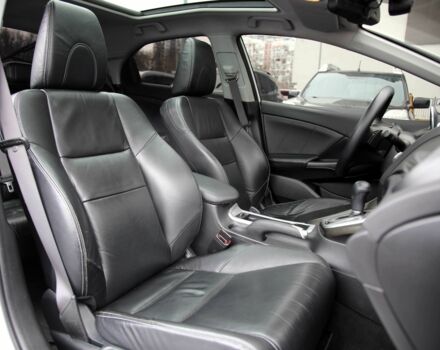 Белый Хонда Цивик, объемом двигателя 1.8 л и пробегом 155 тыс. км за 10999 $, фото 9 на Automoto.ua