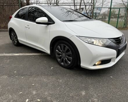 Белый Хонда Цивик, объемом двигателя 1.8 л и пробегом 155 тыс. км за 11800 $, фото 3 на Automoto.ua