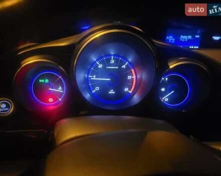 Белый Хонда Цивик, объемом двигателя 2.2 л и пробегом 185 тыс. км за 8700 $, фото 10 на Automoto.ua