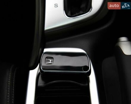 Белый Хонда Цивик, объемом двигателя 1.8 л и пробегом 155 тыс. км за 10999 $, фото 21 на Automoto.ua