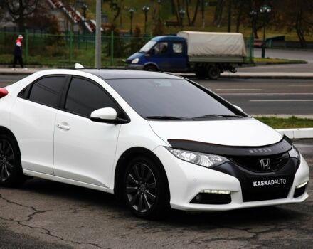 Белый Хонда Цивик, объемом двигателя 1.8 л и пробегом 155 тыс. км за 10999 $, фото 2 на Automoto.ua