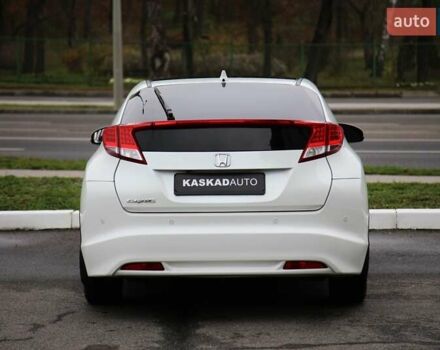 Белый Хонда Цивик, объемом двигателя 1.8 л и пробегом 155 тыс. км за 10999 $, фото 5 на Automoto.ua