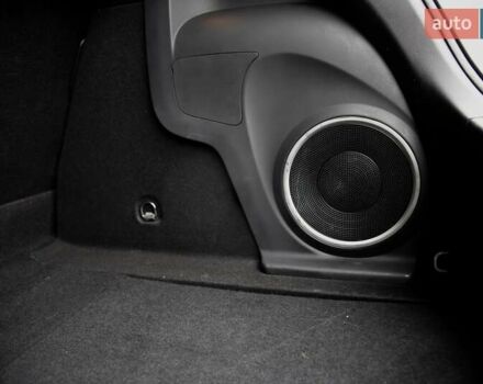 Белый Хонда Цивик, объемом двигателя 1.8 л и пробегом 155 тыс. км за 10999 $, фото 25 на Automoto.ua