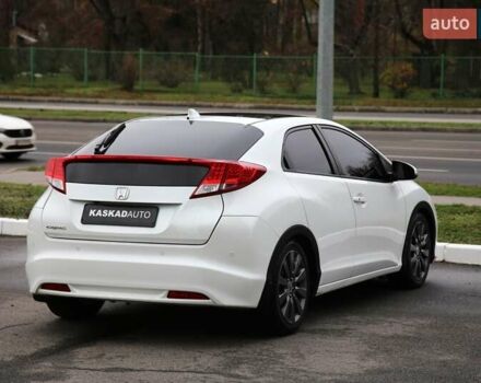 Белый Хонда Цивик, объемом двигателя 1.8 л и пробегом 155 тыс. км за 10999 $, фото 4 на Automoto.ua