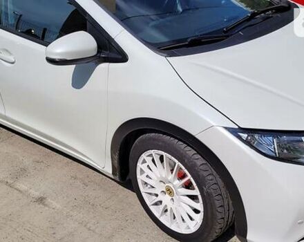 Белый Хонда Цивик, объемом двигателя 2.2 л и пробегом 185 тыс. км за 8700 $, фото 24 на Automoto.ua