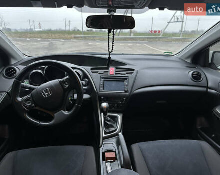 Белый Хонда Цивик, объемом двигателя 2.2 л и пробегом 240 тыс. км за 10200 $, фото 10 на Automoto.ua