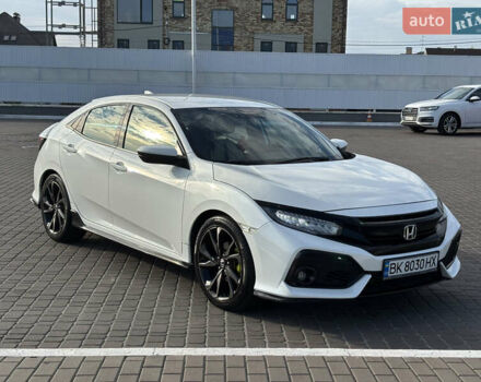 Белый Хонда Цивик, объемом двигателя 1.5 л и пробегом 117 тыс. км за 14500 $, фото 2 на Automoto.ua