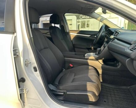 Хонда Цивик 2016 в Киеве на Automoto.ua Белый Хонда Цивик, объемом двигателя 2 л и пробегом 153 тыс. км за 12950 $, фото 11 на Automoto.ua