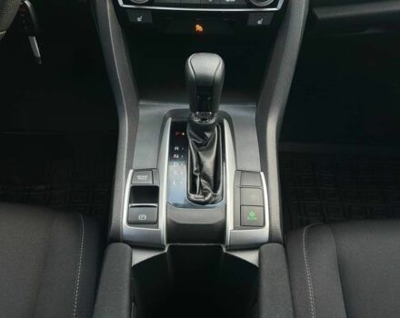 Хонда Цивик 2016 в Киеве на Automoto.ua Белый Хонда Цивик, объемом двигателя 2 л и пробегом 153 тыс. км за 12950 $, фото 20 на Automoto.ua