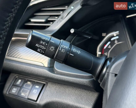 Белый Хонда Цивик, объемом двигателя 1.5 л и пробегом 134 тыс. км за 16490 $, фото 20 на Automoto.ua