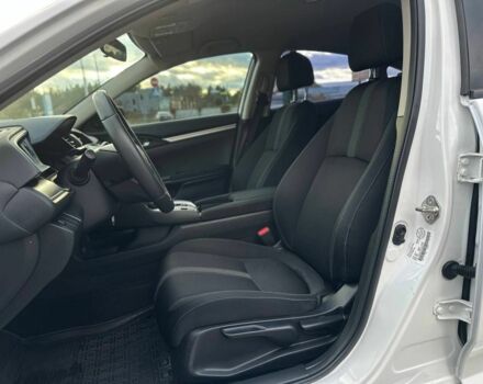 Хонда Цивик 2016 в Киеве на Automoto.ua Белый Хонда Цивик, объемом двигателя 2 л и пробегом 153 тыс. км за 12950 $, фото 16 на Automoto.ua