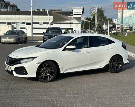Белый Хонда Цивик, объемом двигателя 1.5 л и пробегом 117 тыс. км за 14500 $, фото 1 на Automoto.ua