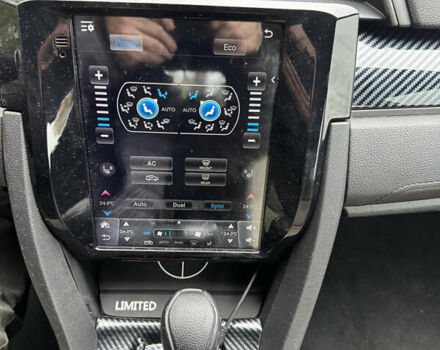 Белый Хонда Цивик, объемом двигателя 1.5 л и пробегом 180 тыс. км за 15500 $, фото 5 на Automoto.ua