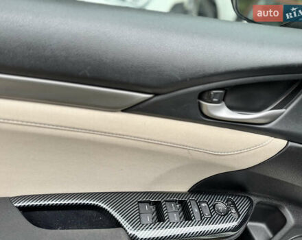 Белый Хонда Цивик, объемом двигателя 1.5 л и пробегом 180 тыс. км за 15500 $, фото 8 на Automoto.ua