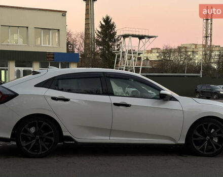 Белый Хонда Цивик, объемом двигателя 1.5 л и пробегом 154 тыс. км за 14300 $, фото 7 на Automoto.ua