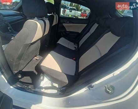 Белый Хонда Цивик, объемом двигателя 1.5 л и пробегом 82 тыс. км за 11000 $, фото 9 на Automoto.ua