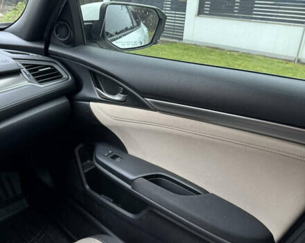 Белый Хонда Цивик, объемом двигателя 1.5 л и пробегом 113 тыс. км за 16900 $, фото 25 на Automoto.ua