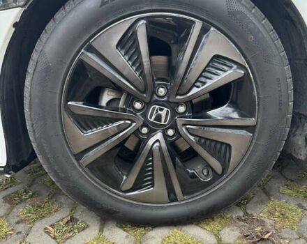 Белый Хонда Цивик, объемом двигателя 1.5 л и пробегом 113 тыс. км за 16900 $, фото 19 на Automoto.ua