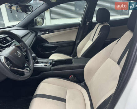 Белый Хонда Цивик, объемом двигателя 1.5 л и пробегом 113 тыс. км за 16900 $, фото 30 на Automoto.ua