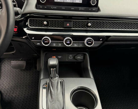 Хонда Цивик 2023 в Днепре (Днепропетровске) на Automoto.ua Белый Хонда Цивик, объемом двигателя 1.5 л и пробегом 35 тыс. км за 24500 $, фото 26 на Automoto.ua