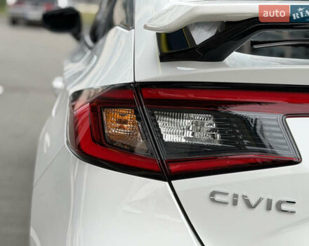 Хонда Цивик 2023 в Днепре (Днепропетровске) на Automoto.ua Белый Хонда Цивик, объемом двигателя 1.5 л и пробегом 35 тыс. км за 24500 $, фото 17 на Automoto.ua