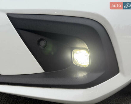 Белый Хонда Цивик, объемом двигателя 1.5 л и пробегом 78 тыс. км за 24500 $, фото 26 на Automoto.ua