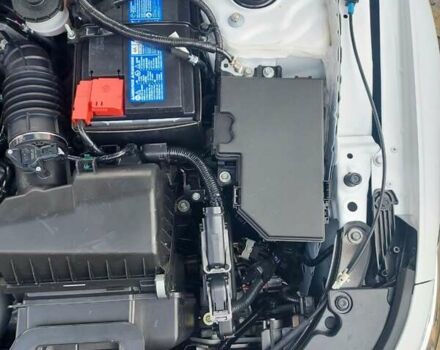 Белый Хонда Цивик, объемом двигателя 2 л и пробегом 7 тыс. км за 23500 $, фото 20 на Automoto.ua