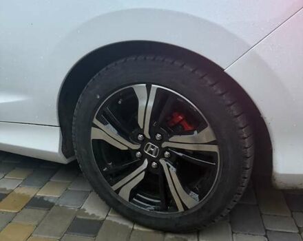 Белый Хонда Цивик, объемом двигателя 1.5 л и пробегом 90 тыс. км за 11000 $, фото 7 на Automoto.ua