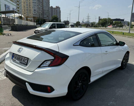 Белый Хонда Цивик, объемом двигателя 2 л и пробегом 173 тыс. км за 14500 $, фото 3 на Automoto.ua