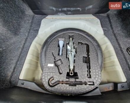 Белый Хонда Цивик, объемом двигателя 2 л и пробегом 70 тыс. км за 13500 $, фото 24 на Automoto.ua