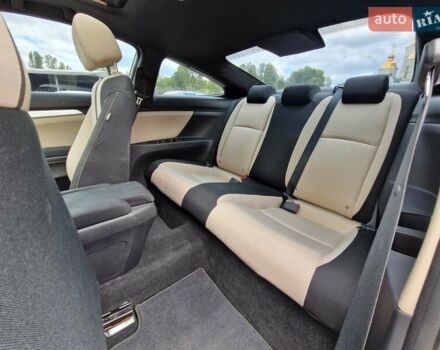 Белый Хонда Цивик, объемом двигателя 2 л и пробегом 70 тыс. км за 13500 $, фото 20 на Automoto.ua