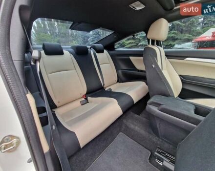 Белый Хонда Цивик, объемом двигателя 2 л и пробегом 70 тыс. км за 13500 $, фото 22 на Automoto.ua