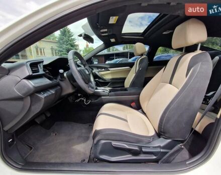 Белый Хонда Цивик, объемом двигателя 2 л и пробегом 70 тыс. км за 13500 $, фото 19 на Automoto.ua