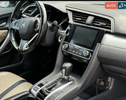 Хонда Цивик 2018 в Житомире на Automoto.ua Белый Хонда Цивик, объемом двигателя 1.5 л и пробегом 106 тыс. км за 14500 $, фото 7 на Automoto.ua