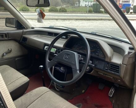 Белый Хонда Цивик, объемом двигателя 1.5 л и пробегом 294 тыс. км за 1100 $, фото 3 на Automoto.ua