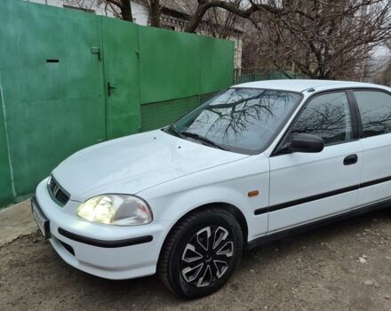 Белый Хонда Цивик, объемом двигателя 1.6 л и пробегом 333 тыс. км за 3199 $, фото 11 на Automoto.ua