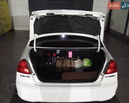 Белый Хонда Цивик, объемом двигателя 1.4 л и пробегом 364 тыс. км за 3000 $, фото 7 на Automoto.ua