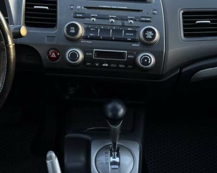 Белый Хонда Цивик, объемом двигателя 1.8 л и пробегом 205 тыс. км за 7200 $, фото 11 на Automoto.ua