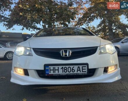 Хонда Цивик 2007 в Одессе на Automoto.ua Белый Хонда Цивик, объемом двигателя 1.34 л и пробегом 227 тыс. км за 5750 $, фото 8 на Automoto.ua