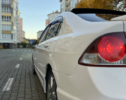 Білий Хонда Сівік, об'ємом двигуна 1.8 л та пробігом 376 тис. км за 5600 $, фото 7 на Automoto.ua