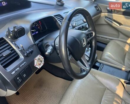 Хонда Цивик 2007 в Одессе на Automoto.ua Белый Хонда Цивик, объемом двигателя 1.34 л и пробегом 227 тыс. км за 5750 $, фото 16 на Automoto.ua