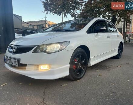 Хонда Цивик 2007 в Одессе на Automoto.ua Белый Хонда Цивик, объемом двигателя 1.34 л и пробегом 227 тыс. км за 5750 $, фото 4 на Automoto.ua