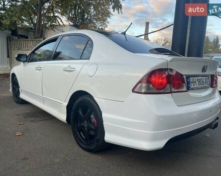Хонда Цивик 2007 в Одессе на Automoto.ua Белый Хонда Цивик, объемом двигателя 1.34 л и пробегом 227 тыс. км за 5750 $, фото 10 на Automoto.ua